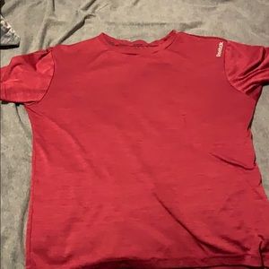 Men’s Reebok t-shirt